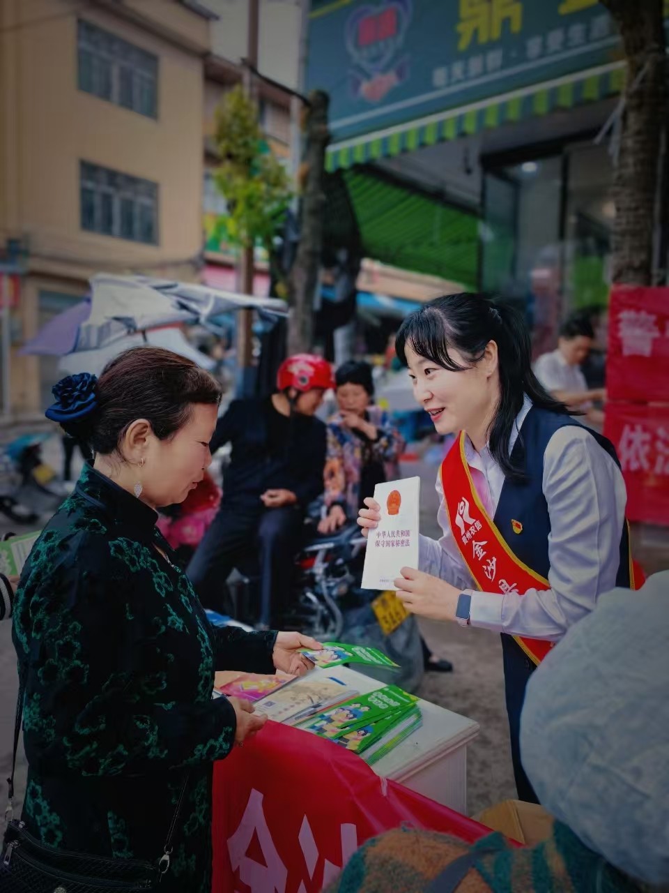 d9468e813fe0fb33d1a727ff5c6a4d1.jpg